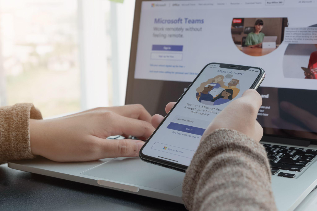 Introducing Microsoft Teams—the chat-based workspace in Office 365